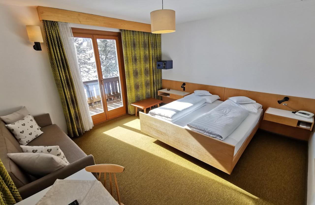 Hotel La Plaza Corvara In Badia Εξωτερικό φωτογραφία