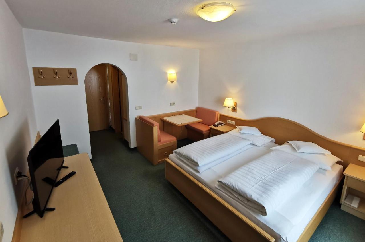 Hotel La Plaza Corvara In Badia Εξωτερικό φωτογραφία